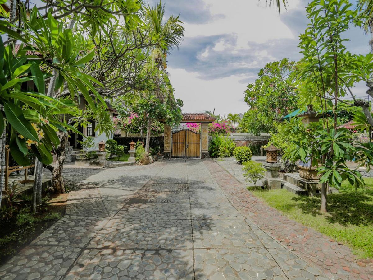 Vedanta Villa Lovina (Bali) Exterior photo
